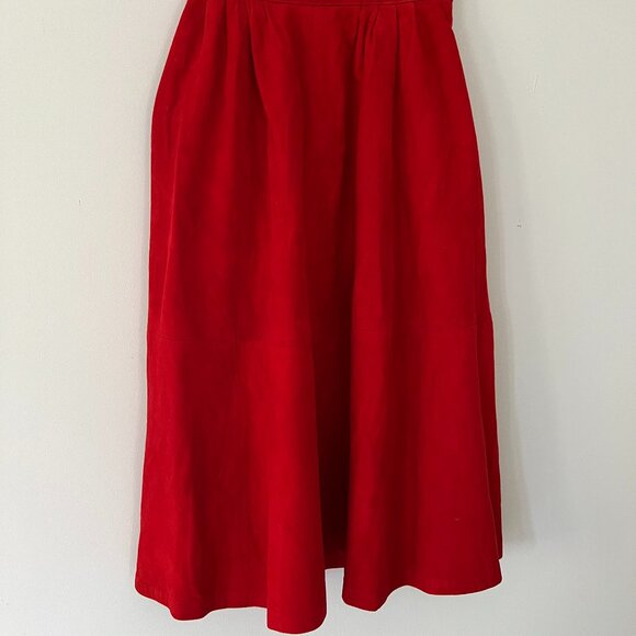 Unique Vintage Red Lamb Suede Skirt - Pockets! 24 waist - Picture 3 of 3